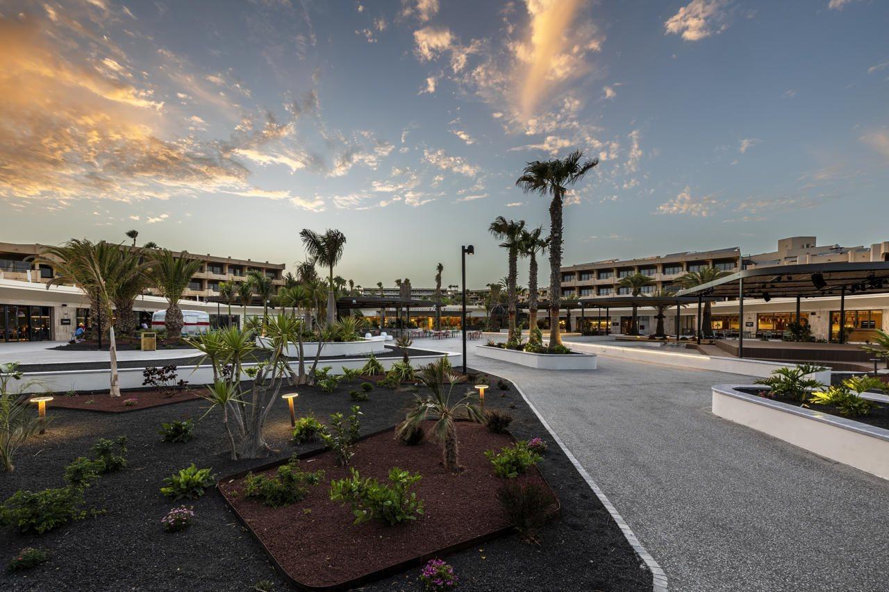 Barcelo Lanzarote Royal Level Hotel Costa Teguise Bagian luar foto